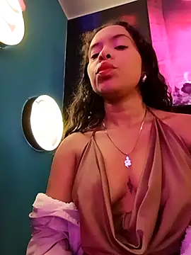 Amayavaldes online show from 11/11/25, 02:28