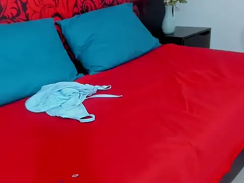 Candy sweety1 online show from 12/04/25, 02:05