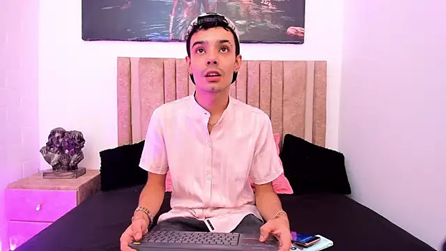 Timothe Evans online show from 11/15/25, 08:35