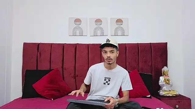 Timothe Evans online show from 10/08/25, 08:53