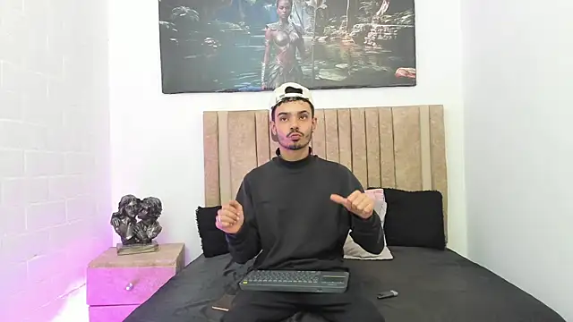 Timothe Evans online show from 11/04/25, 04:38