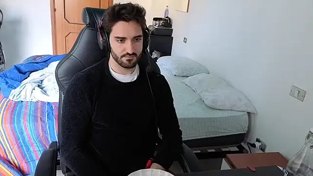 Al3xox02 online show from 03/30/26, 11:44