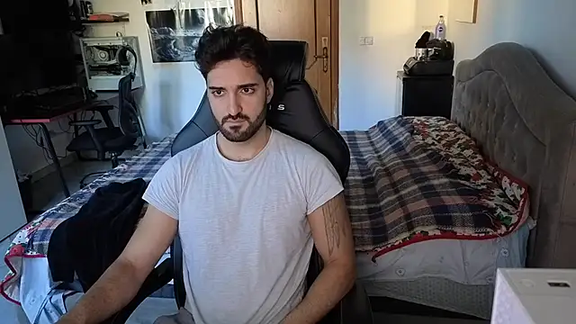 Al3xox02 online show from 01/14/26, 11:36