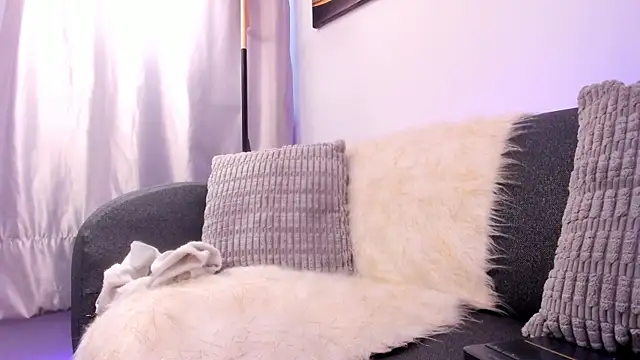 Leoo Miller online show from 11/09/25, 04:55