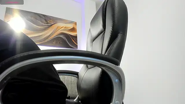 Leoo Miller online show from 11/09/25, 04:38