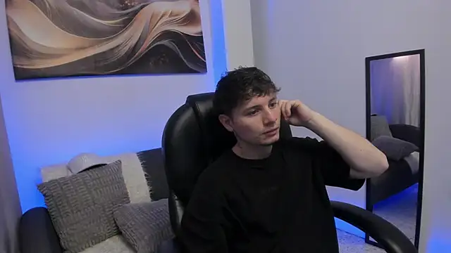 Leoo Miller online show from 02/10/26, 04:33