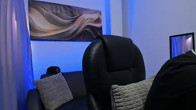 Leoo Miller online show from 02/18/26, 04:43