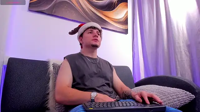 Leoo Miller online show from 11/29/25, 04:56