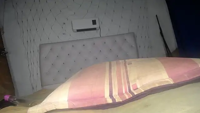 Snapshot of Gatica782 chatting on 12/05/25, 05:28 Gatica782 online show from 12/05/25, 05:28