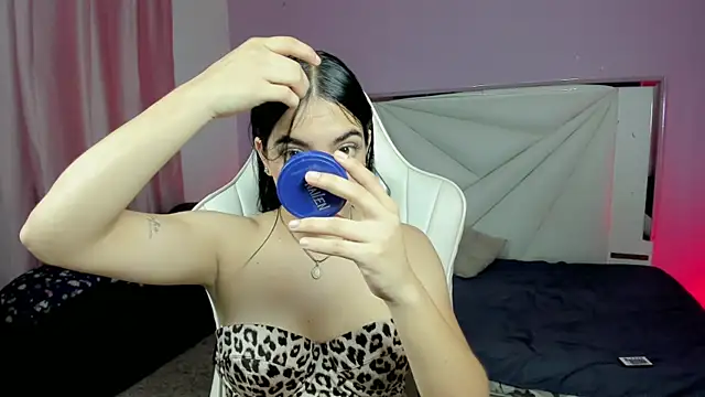 cielooo  online show from 11/18/25, 08:56