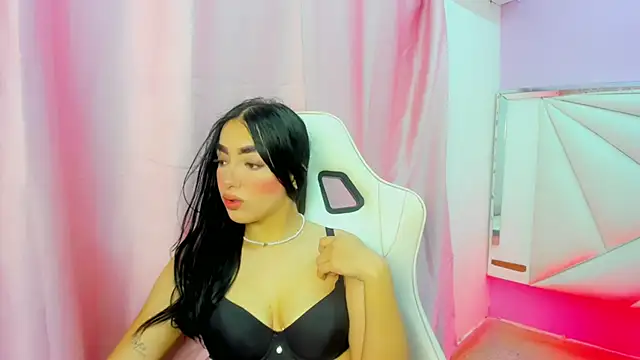 cielooo  online show from 12/15/25, 08:25