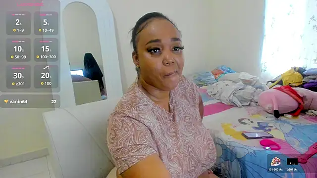 Snapshot of Paulastone24 chatting on 11/03/25, 10:02 Paulastone24 online show from 11/03/25, 10:02