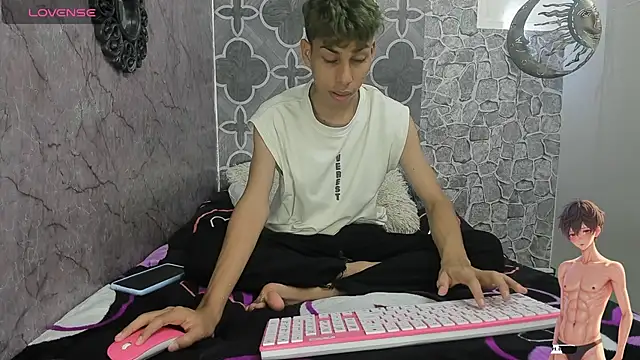 sexyboys cutex18 online show from 01/05/26, 10:13