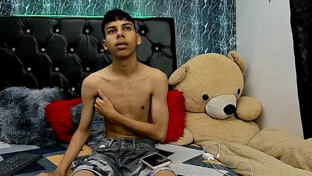 sexyboys cutex18 online show from 11/11/25, 07:52