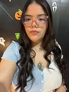 Snapshot of GabrielleMarsh1 chatting on 11/09/25, 03:10 GabrielleMarsh1 online show from 11/09/25, 03:10