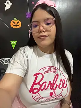 Snapshot of GabrielleMarsh1 chatting on 10/30/25, 02:32 GabrielleMarsh1 online show from 10/30/25, 02:32