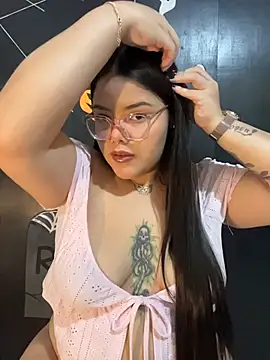 Snapshot of GabrielleMarsh1 chatting on 11/04/25, 02:37 GabrielleMarsh1 online show from 11/04/25, 02:37