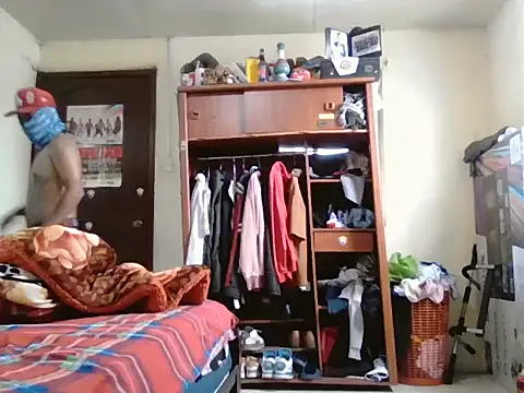 marco13y online show from 11/26/25, 08:20