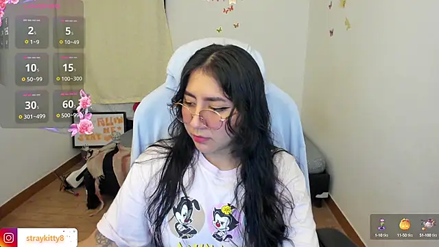 LoveLyy- online show from 10/10/25, 11:16