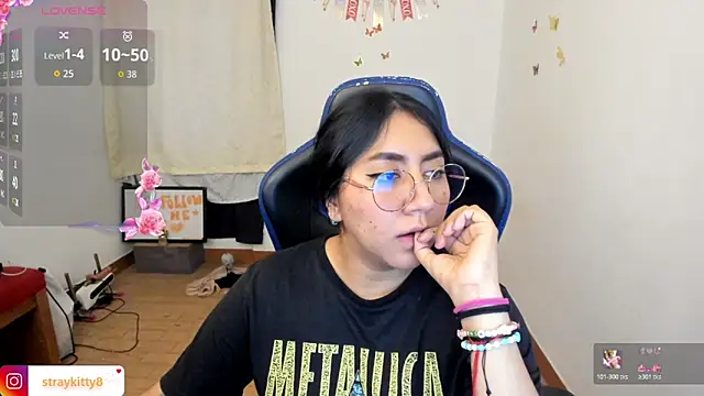 LoveLyy- online show from 02/20/26, 09:50