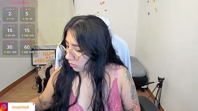 LoveLyy- online show from 10/07/25, 01:28