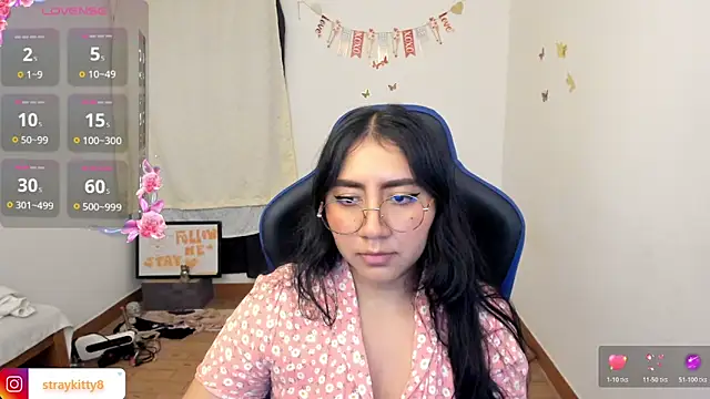 LoveLyy- online show from 06/11/26, 11:46