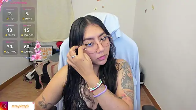 LoveLyy- online show from 10/09/25, 10:21