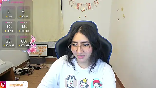 LoveLyy- online show from 06/25/26, 12:30