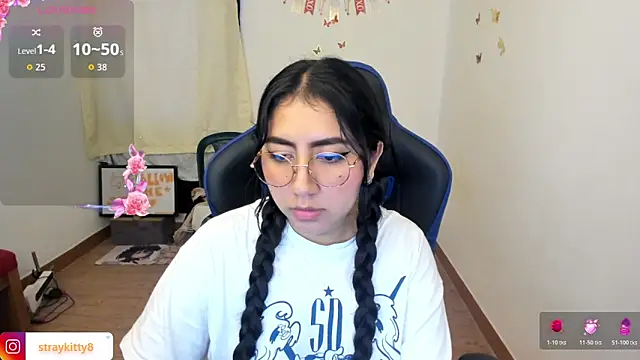 LoveLyy- online show from 03/31/26, 03:36