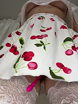 Aurynne online show from 02/19/26, 08:17