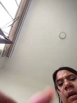 Stefany Bam online show from 12/16/25, 06:12