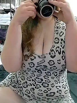 AugustRayn online show from 11/22/25, 09:57