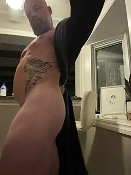Snapshot of Muscledick40 chatting on 03/12/26, 07:23 Muscledick40 online show from 03/12/26, 07:23