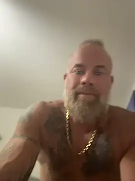 Snapshot of Muscledick40 chatting on 07/03/26, 02:18 Muscledick40 online show from 07/03/26, 02:18