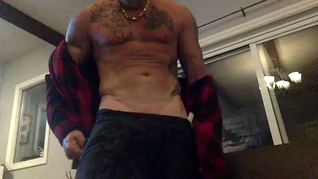 Snapshot of Muscledick40 chatting on 03/30/26, 01:07 Muscledick40 online show from 03/30/26, 01:07