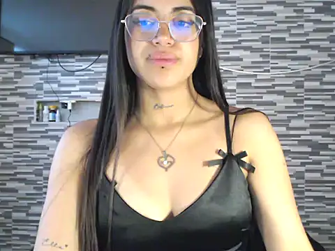 Snapshot of Carla_Bennett__ chatting on 10/14/25, 11:33 Carla Bennett online show from 10/14/25, 11:33