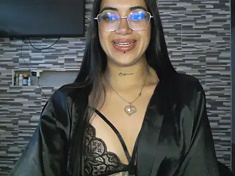 Snapshot of Carla_Bennett__ chatting on 10/13/25, 11:45 Carla Bennett online show from 10/13/25, 11:45