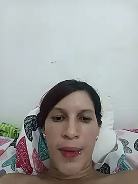 Mariana08andDiego online show from 10/30/25, 02:32