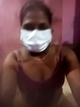 Snapshot of Eswar77 chatting on 11/15/25, 06:28 Eswar77 online show from 11/15/25, 06:28