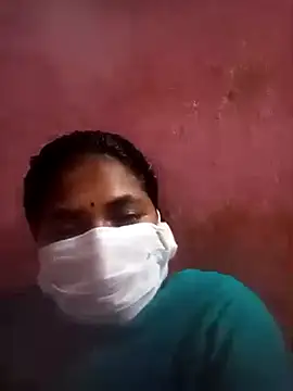 Snapshot of Eswar77 chatting on 10/21/25, 05:34 Eswar77 online show from 10/21/25, 05:34