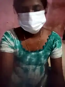 Snapshot of Eswar77 chatting on 11/08/25, 04:21 Eswar77 online show from 11/08/25, 04:21