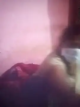 Snapshot of Eswar77 chatting on 11/04/25, 04:44 Eswar77 online show from 11/04/25, 04:44