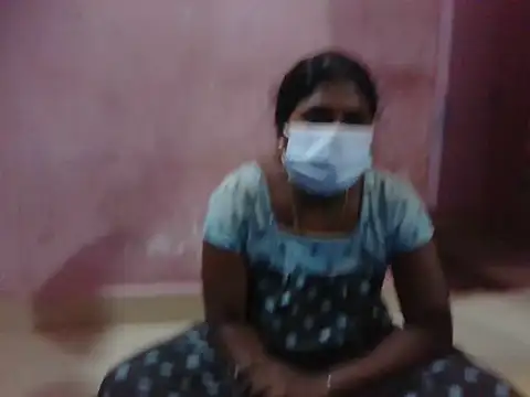 Snapshot of Eswar77 chatting on 11/12/25, 04:22 Eswar77 online show from 11/12/25, 04:22