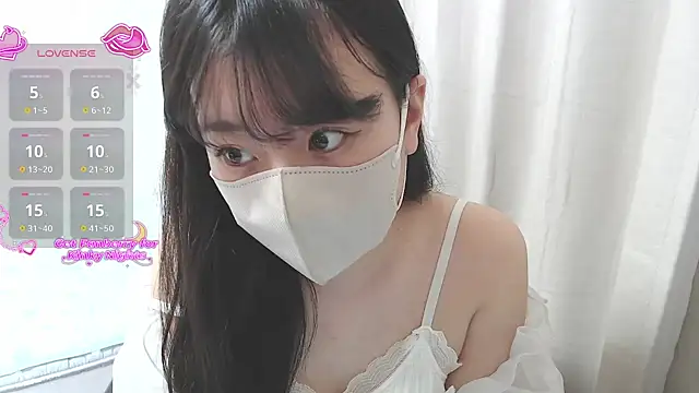 hinako08 online show from 11/29/25, 02:23