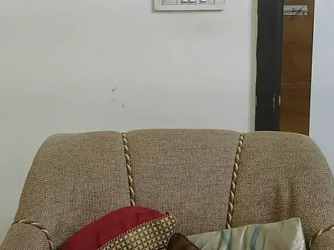 cute zaraa online show from 11/09/25, 03:54