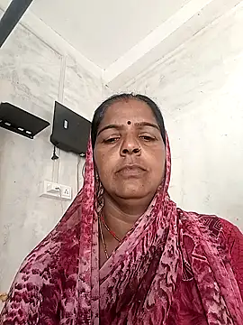 Snapshot of Sapnahot34 chatting on 11/04/25, 05:00 Sapnahot34 online show from 11/04/25, 05:00