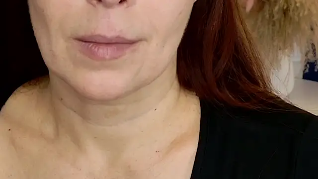 Alexis Lovely online show from 12/17/25, 05:12