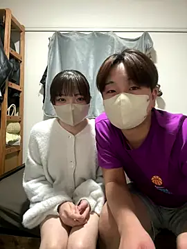 CoYu-528 online show from 10/10/25, 11:33