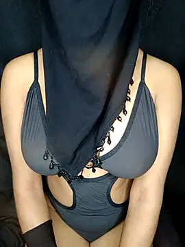 Priya 74 online show from 10/24/25, 08:08