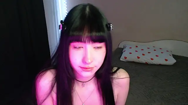 NaemiiBlush online show from 11/02/25, 10:20